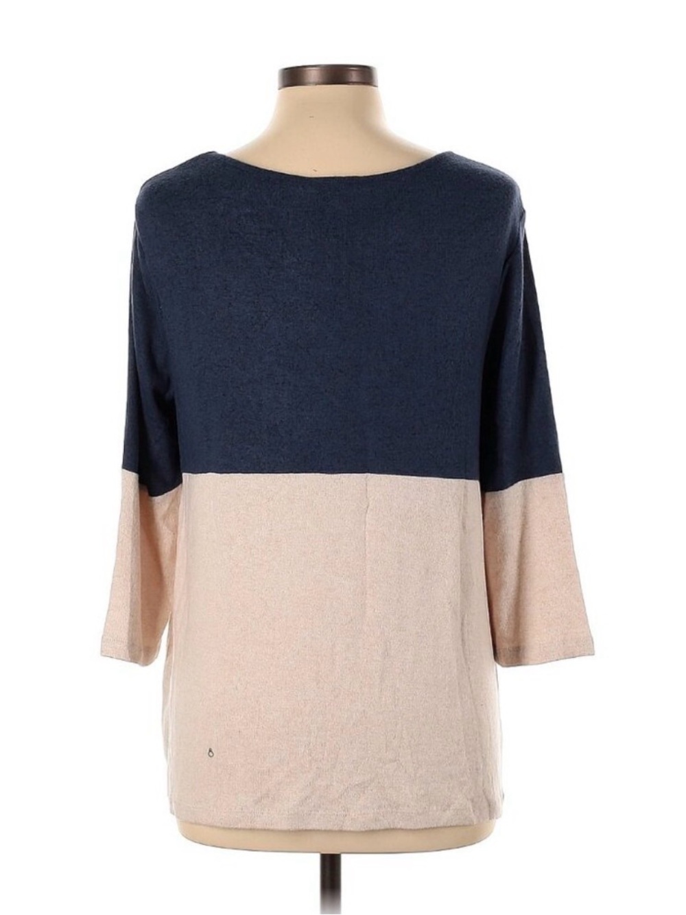 Lovely EUC Market & Spruce twist front top - Picture 4 of 8